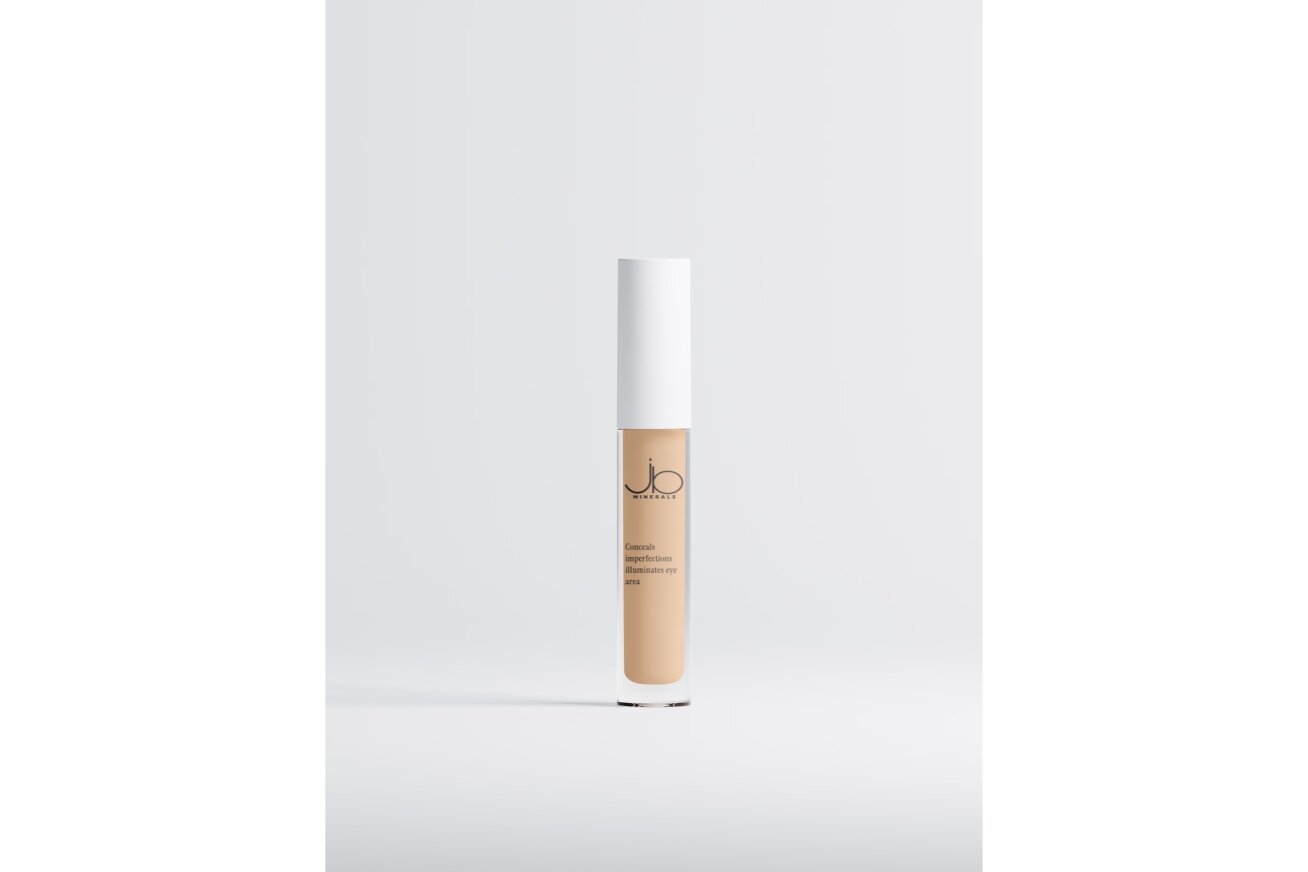 CORRETTORE Luminous Perfecting Concealer: Light Warm CORRETTORE Luminous Perfecting Concealer: Light Warm